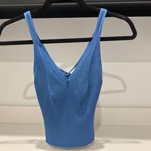 Abercrombie & Fitch Blue Ribbed V-Neck Cropped Tank Top. Size S